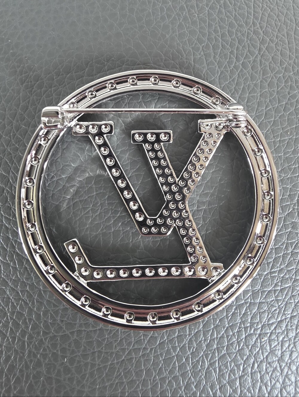 New Designer Inspired Silver Rhinestone 2" Pin - Picture 2 of 6